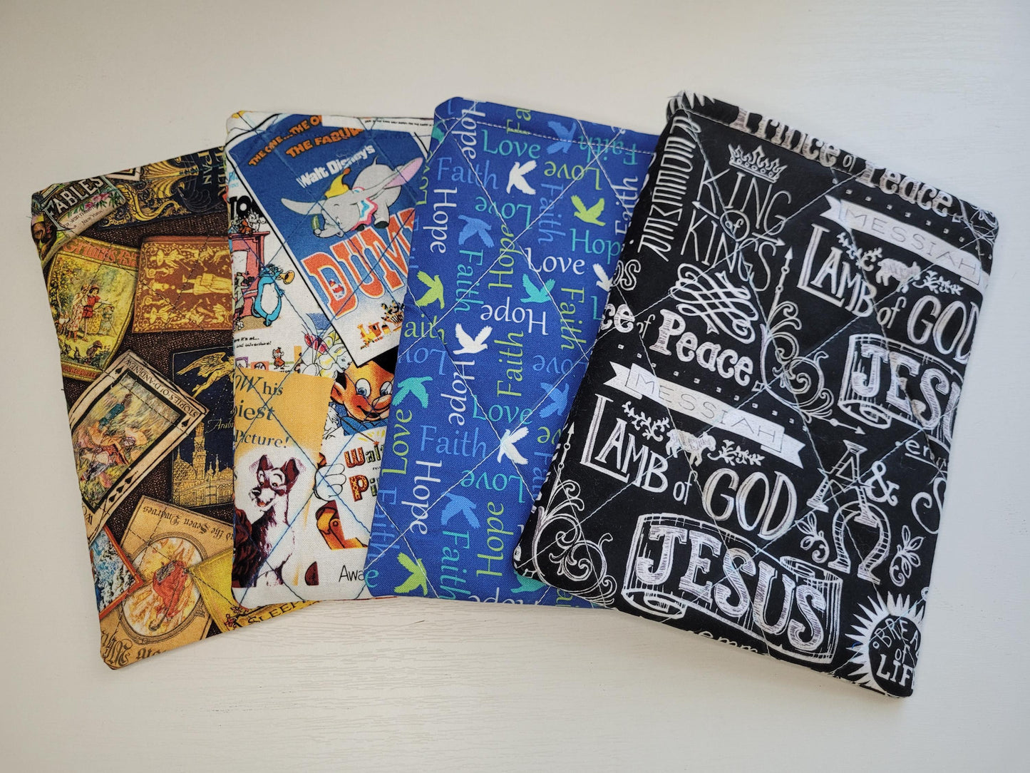 E-Book Reader Sleeve: Bookish Girl