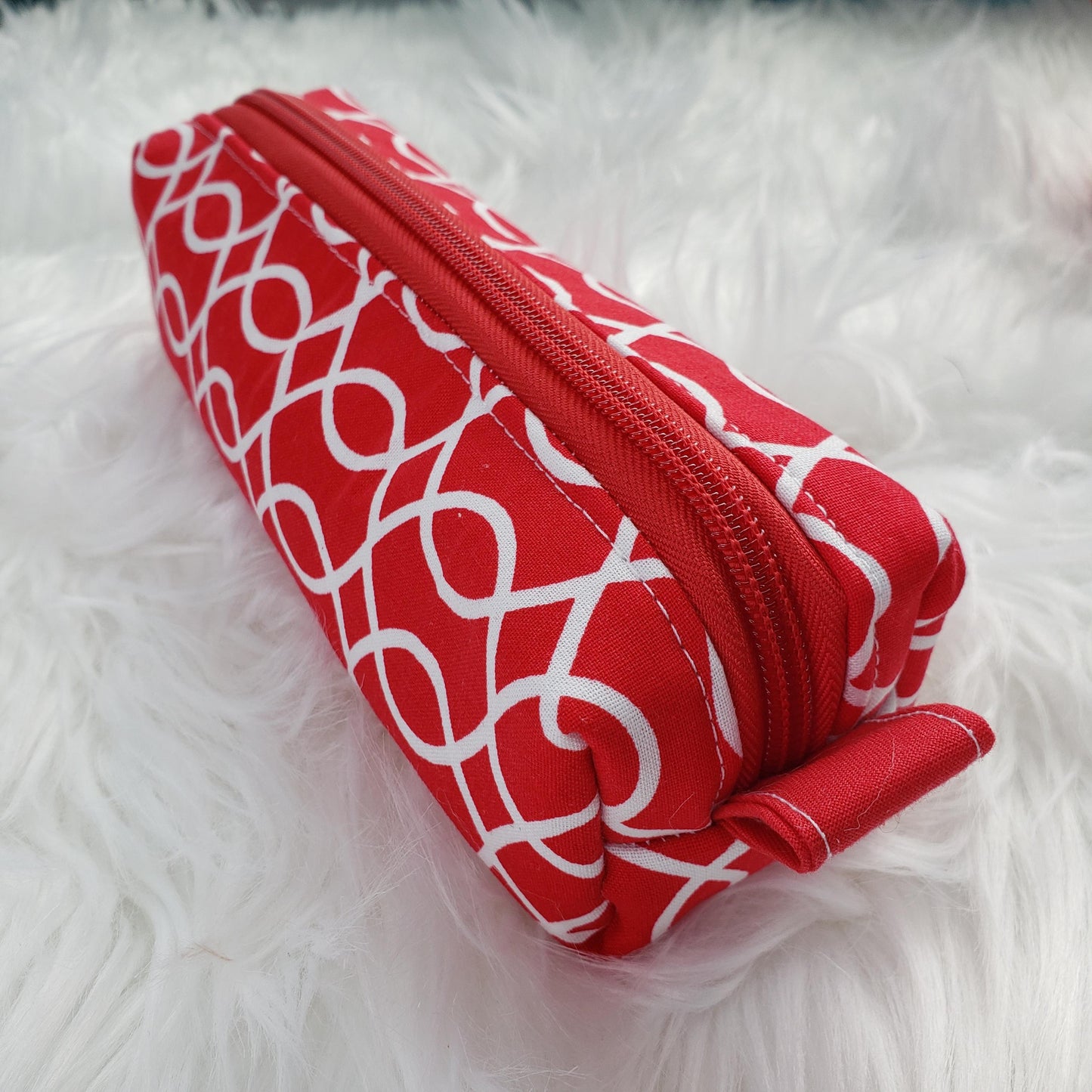 Cosmetic Bag Box Makeup Toiletries Accessories Pouch Gift Set of 2 Red and White