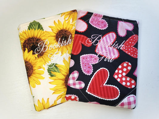 E-Book Reader Sleeve: Bookish Girl
