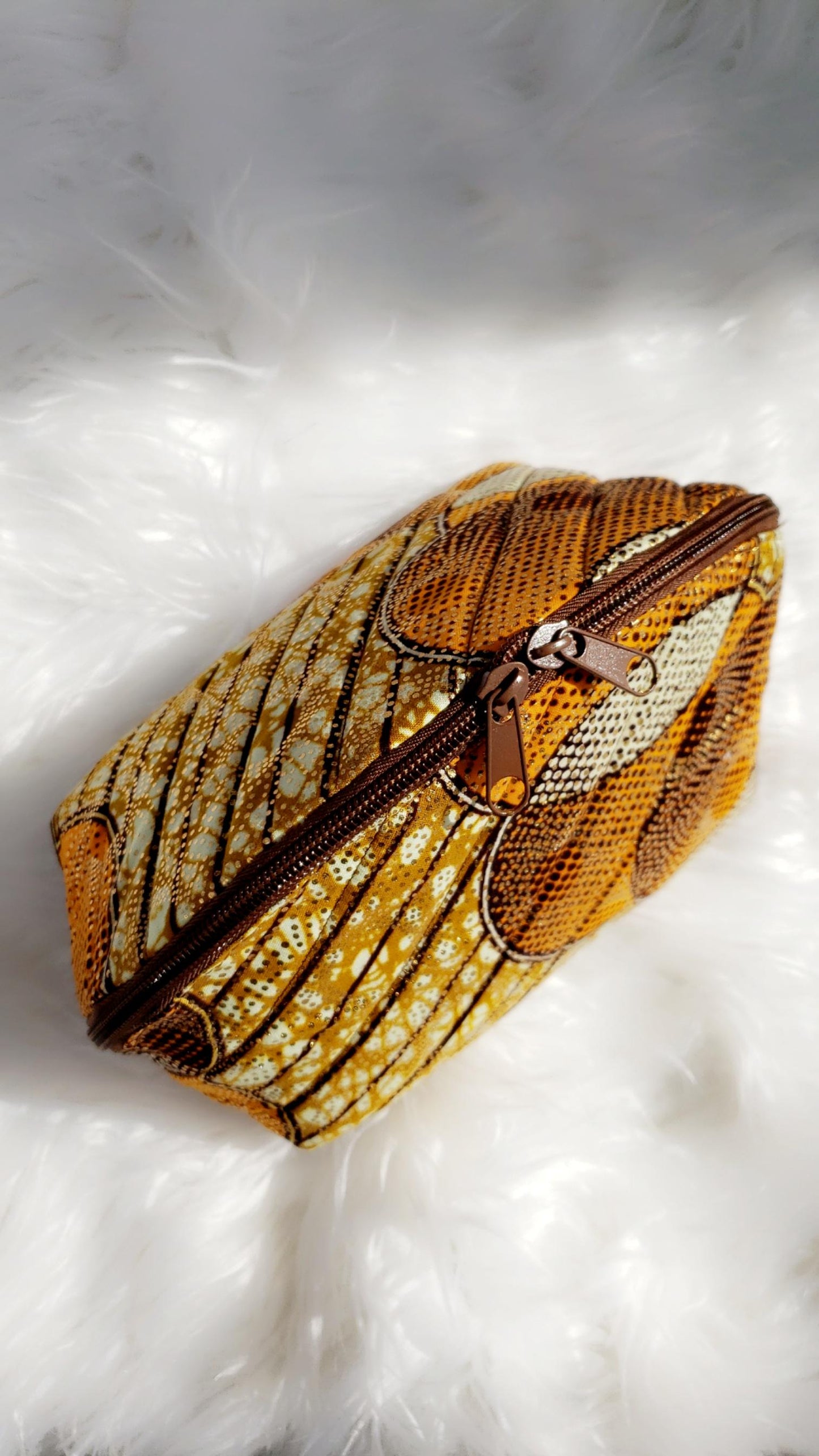Gold African Print Clam Shell Cosmetic Bag Gift Set