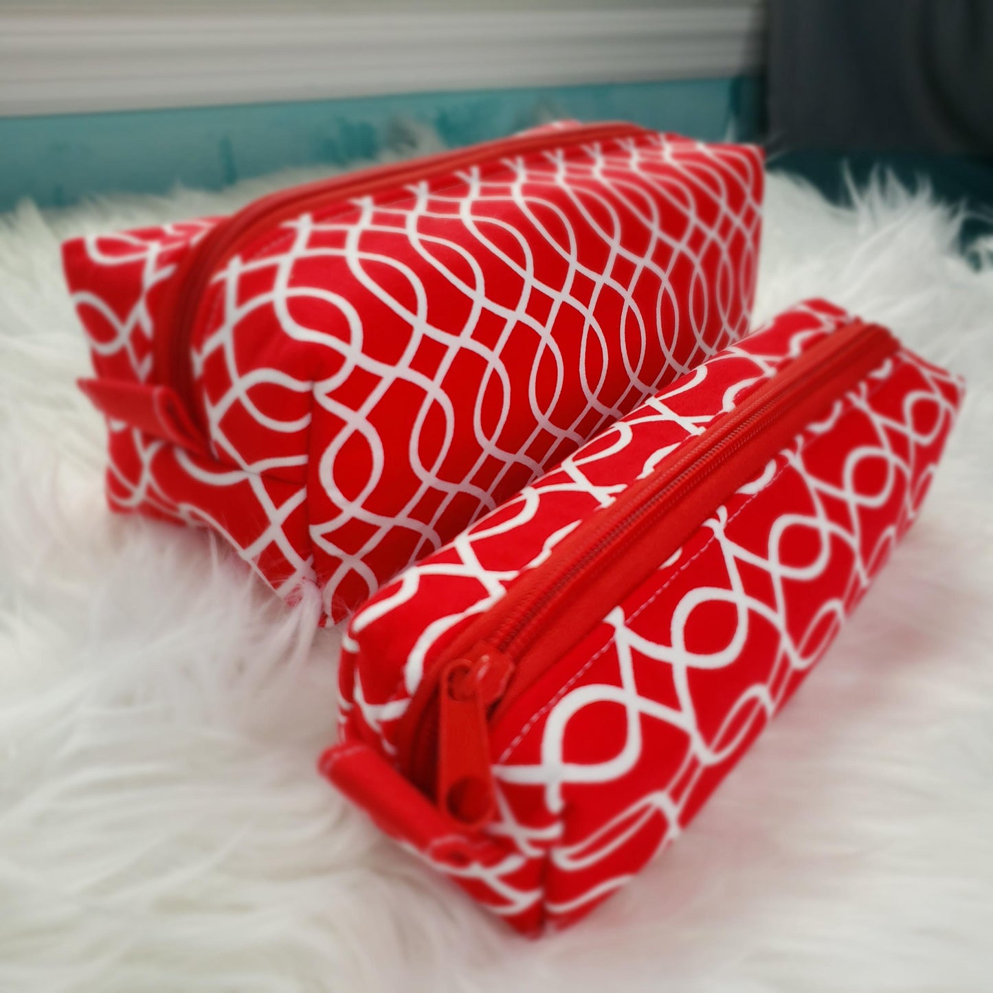 Cosmetic Bag Box Makeup Toiletries Accessories Pouch Gift Set of 2 Red and White